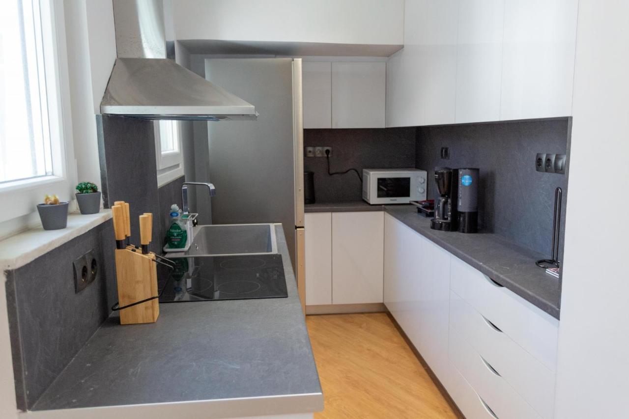 Gtrip Brand New Koukaki Apartment - 3125 Athènes Extérieur photo
